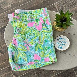 Lilly Pulitzer Callahan shorts in lovely print “Coconut Jungle”- size 10 EUC